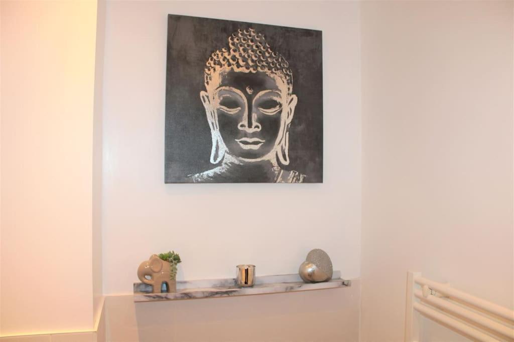 Lovely Modern Apartment Close To Town Centre Lexden エクステリア 写真